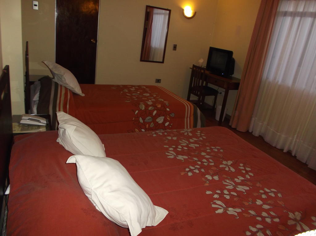 Hotel Barros Arana Iquique Zimmer foto